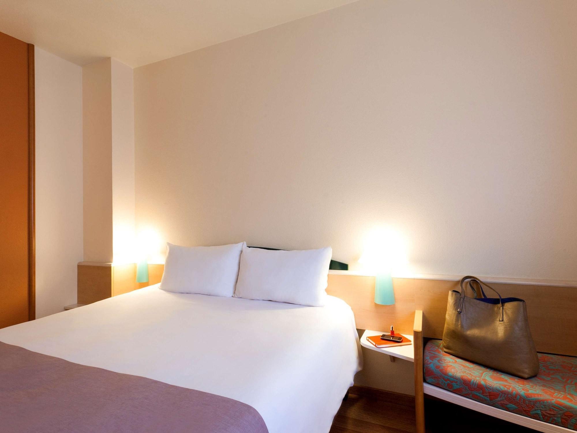 ไอบิส บิลเบา บารากาลโด Hotel บารากัลโด ภายนอก รูปภาพ