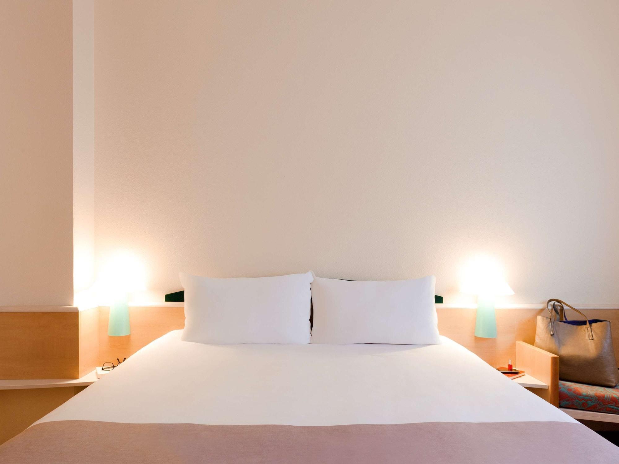 ไอบิส บิลเบา บารากาลโด Hotel บารากัลโด ภายนอก รูปภาพ