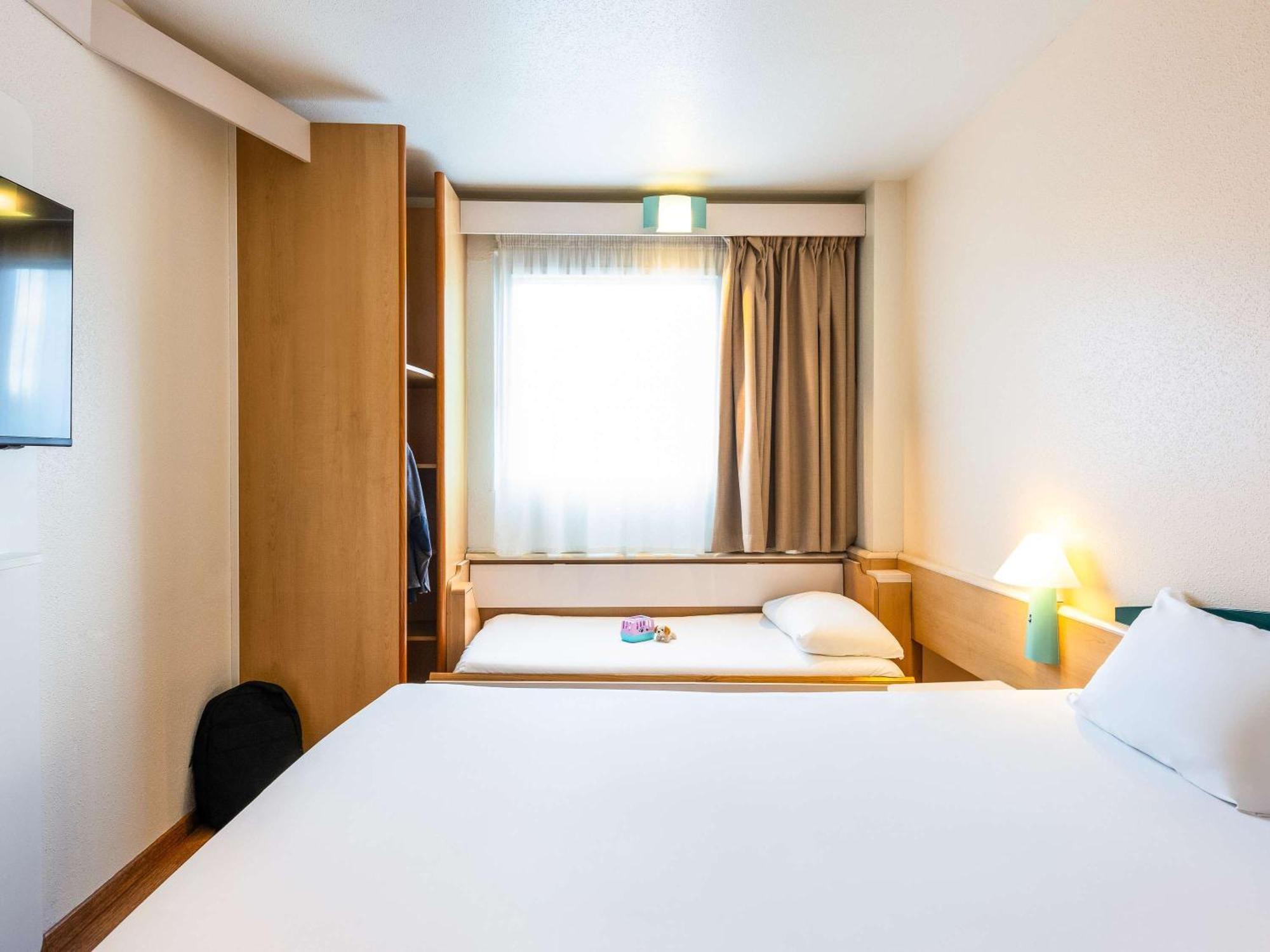 ไอบิส บิลเบา บารากาลโด Hotel บารากัลโด ภายนอก รูปภาพ