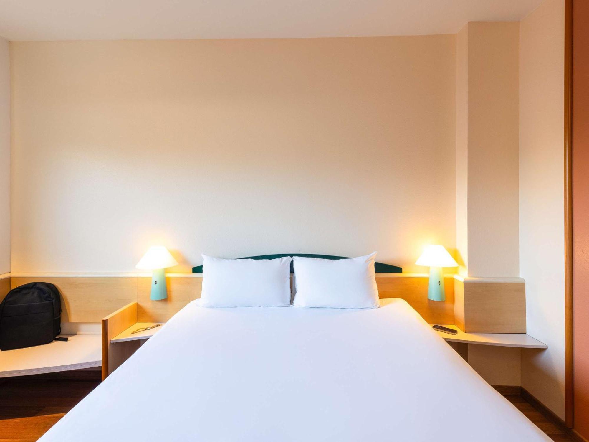 ไอบิส บิลเบา บารากาลโด Hotel บารากัลโด ภายนอก รูปภาพ