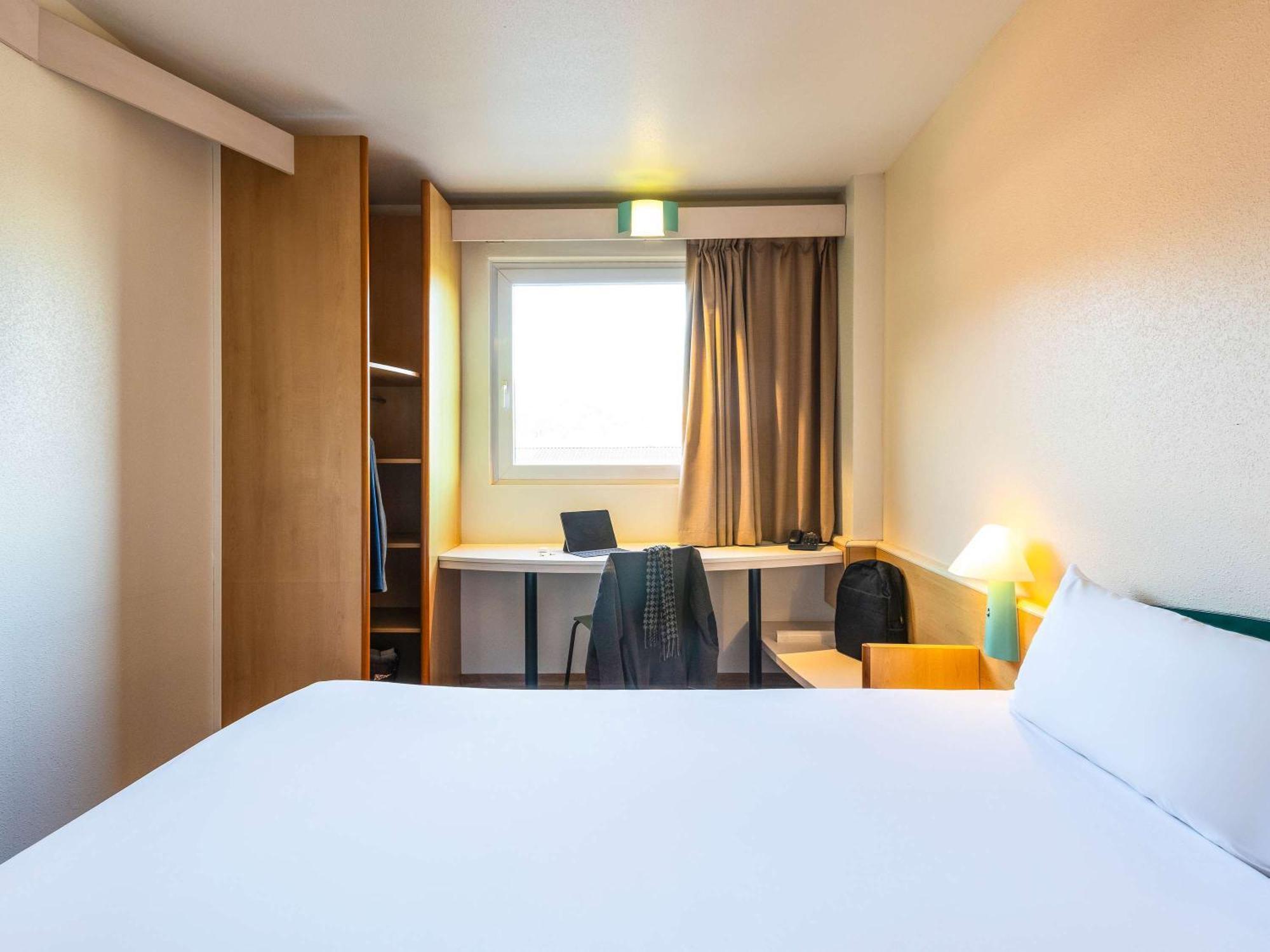 ไอบิส บิลเบา บารากาลโด Hotel บารากัลโด ภายนอก รูปภาพ