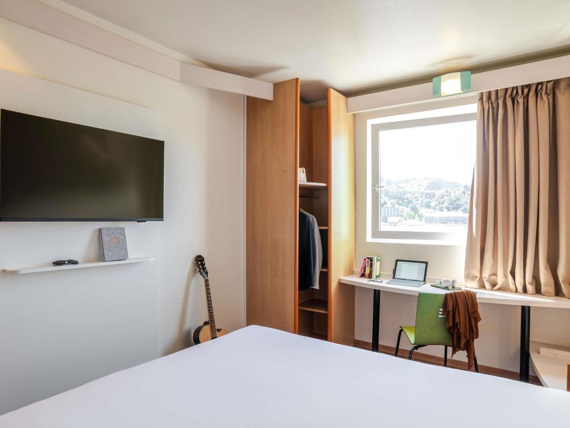 ไอบิส บิลเบา บารากาลโด Hotel บารากัลโด ภายนอก รูปภาพ