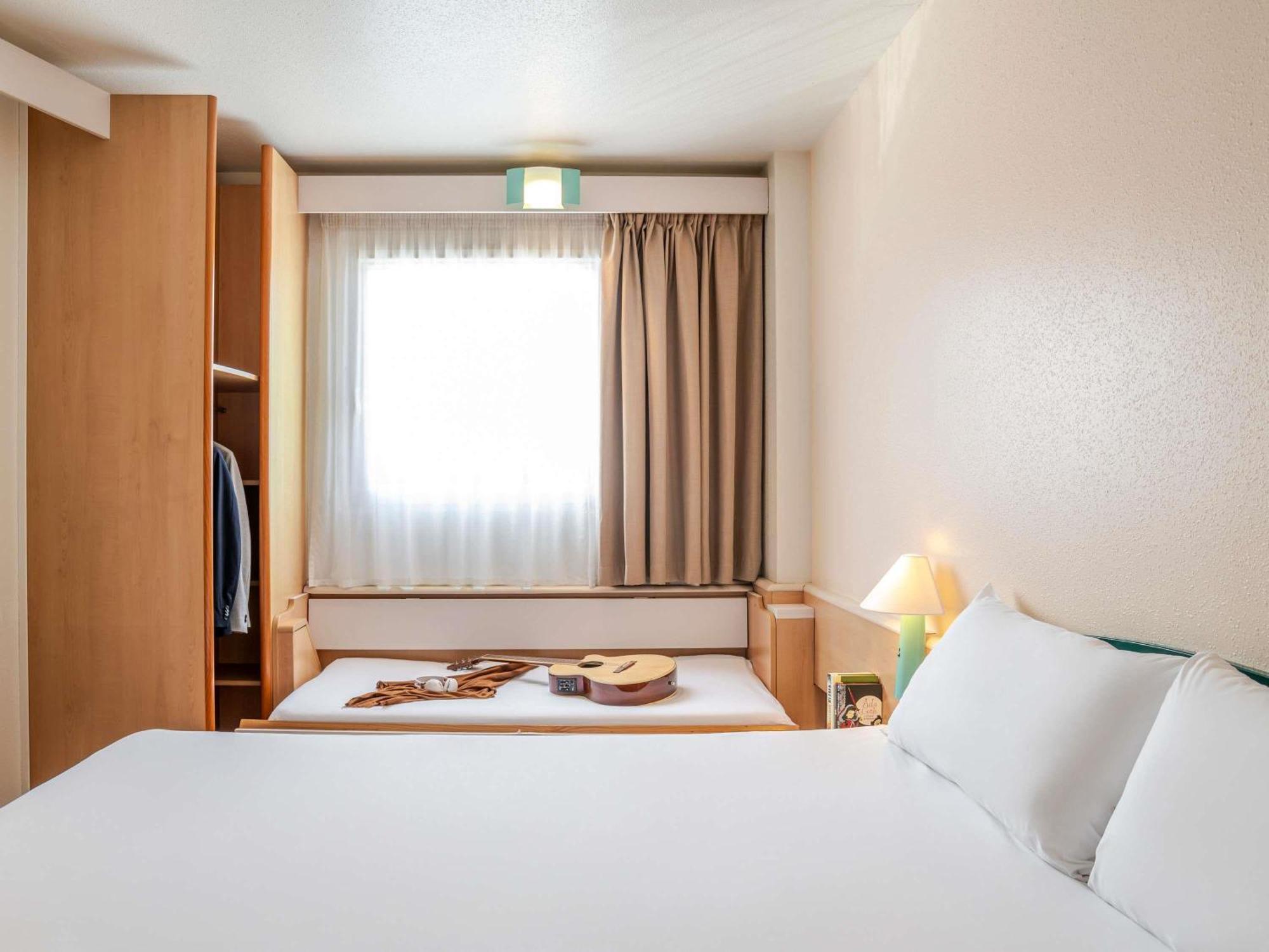 ไอบิส บิลเบา บารากาลโด Hotel บารากัลโด ภายนอก รูปภาพ