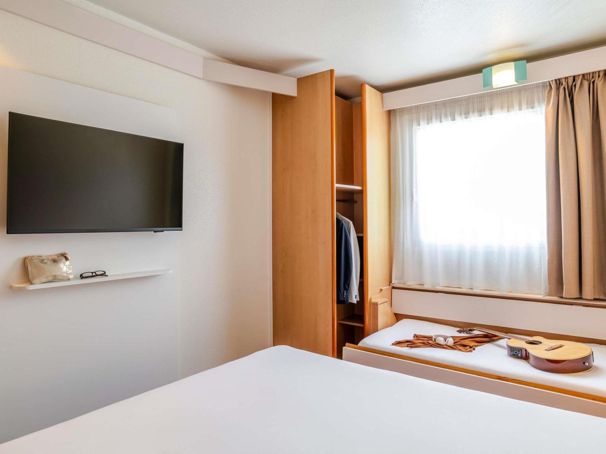 ไอบิส บิลเบา บารากาลโด Hotel บารากัลโด ภายนอก รูปภาพ